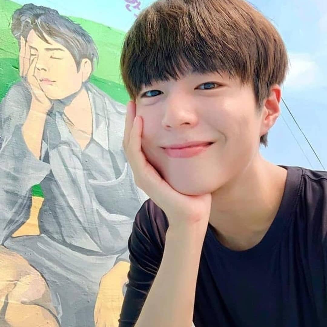 instagram.com/parkb0gum