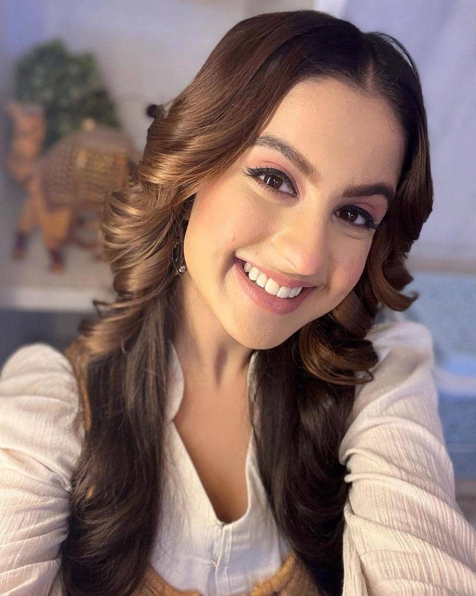 instagram.com/_tunisha.sharma_