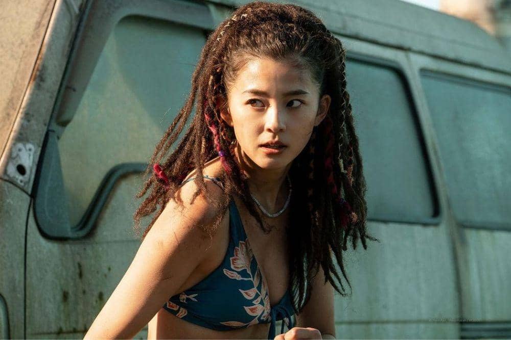 instagram.com/asahina_aya