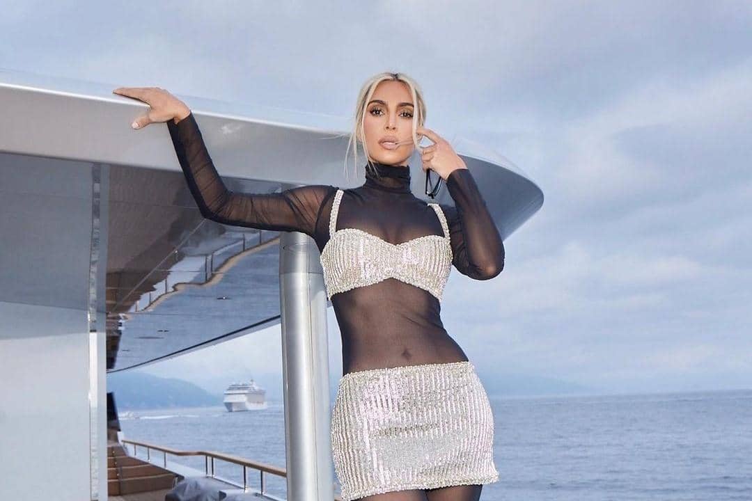 instagram.com/kimkardashian