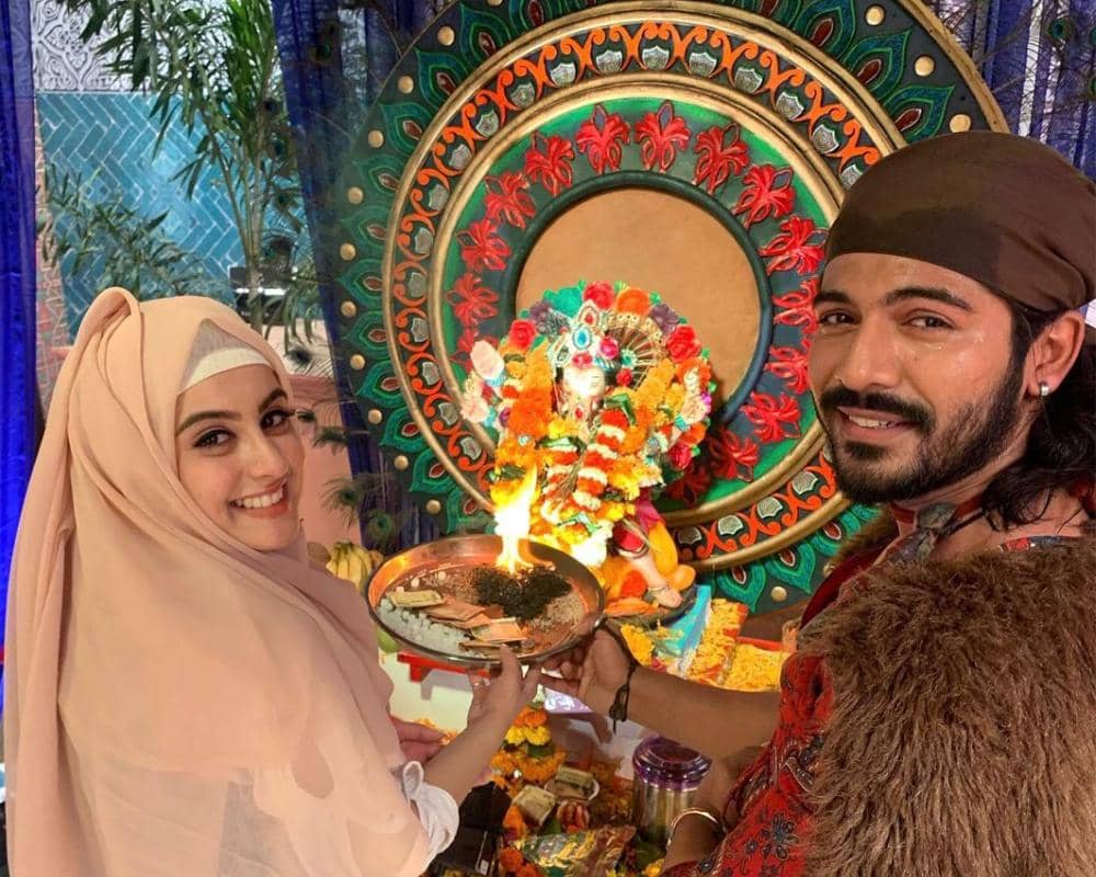 instagram.com/_tunisha.sharma_