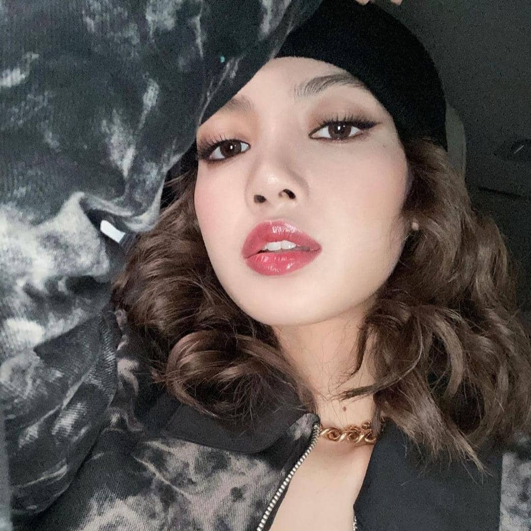 instagram.com/lalalalisa_m