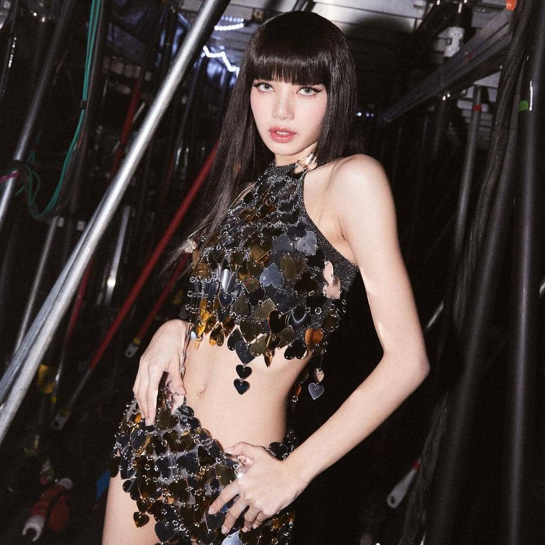 instagram.com/lalalalisa_m