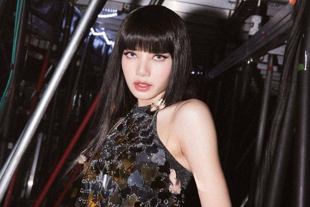 instagram.com/lalalalisa_m