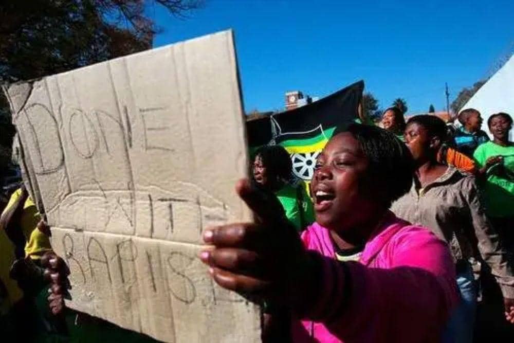 Situs wonderslist.com