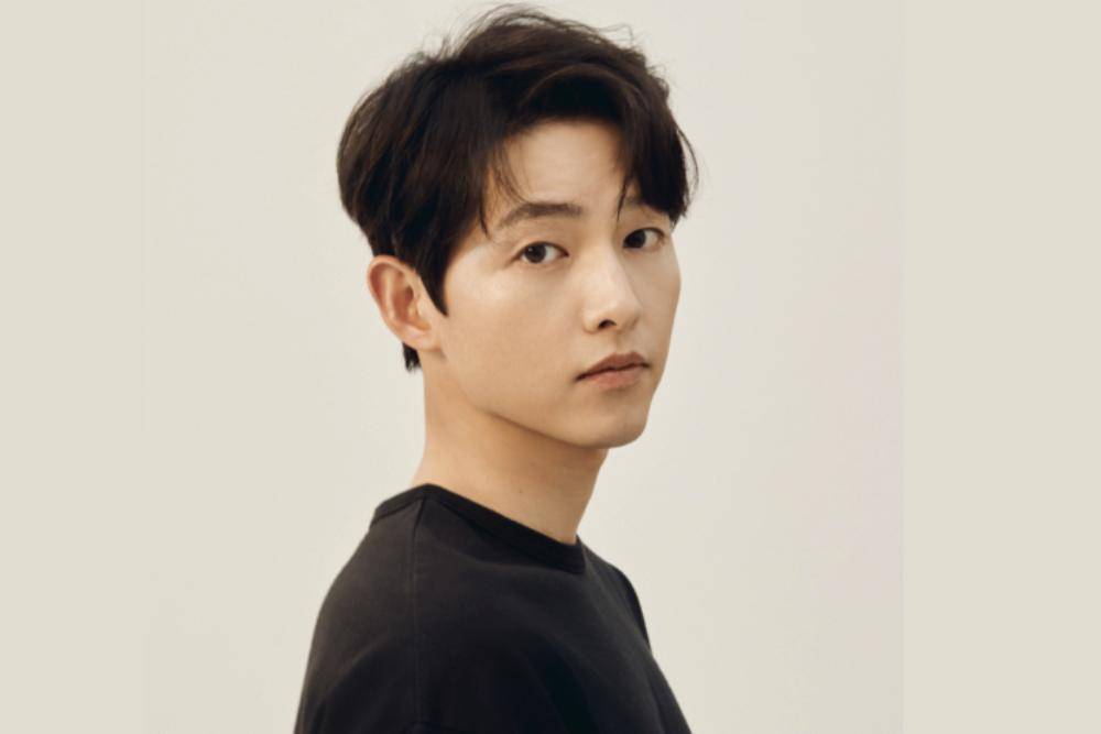 Selain Song Joong Ki, 5 Seleb Korea Ini Juga Pacaran dengan Bule