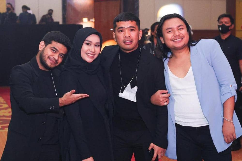 instagram.com/putrasiregarr17