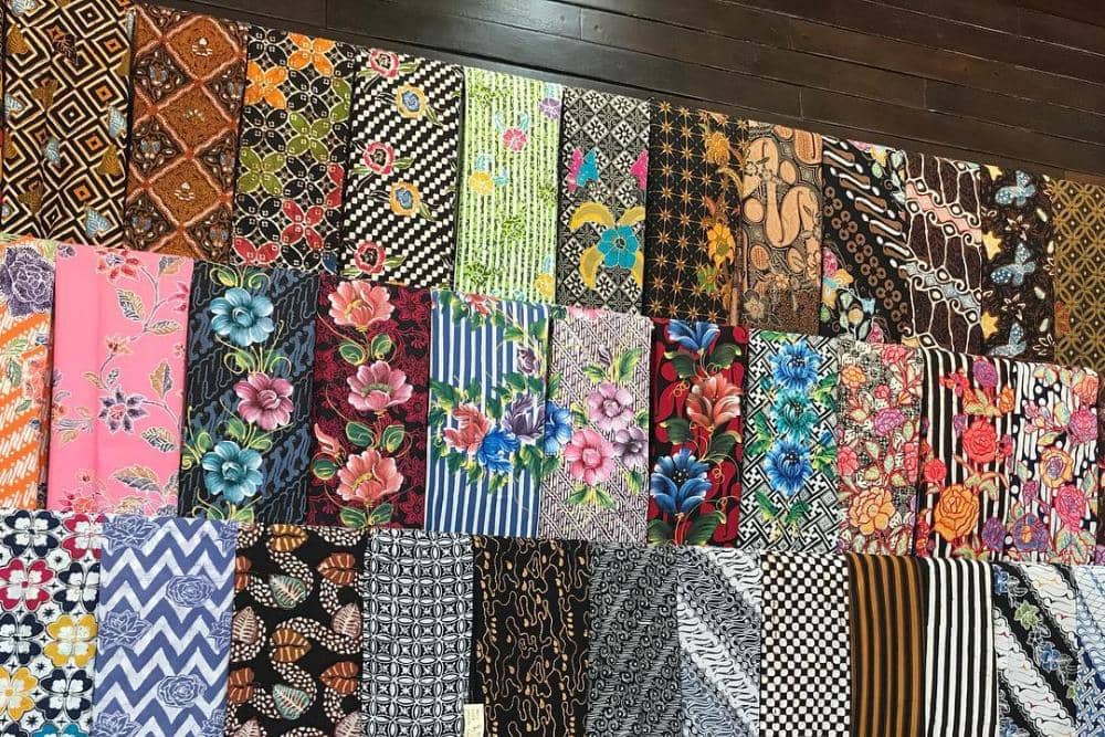 instagram.com/kampoengbatiksemarang