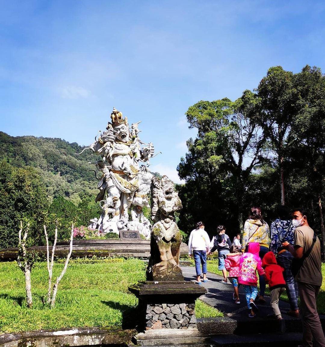 instagram.com/kebunraya_bali