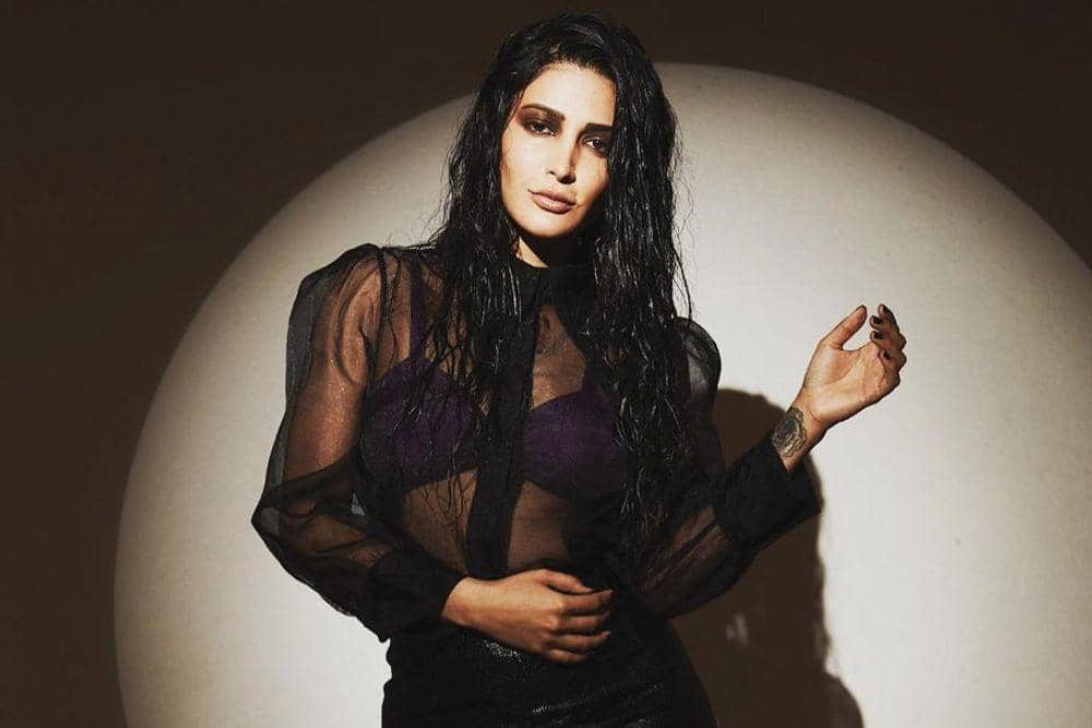 instagram.com/shrutzhaasan