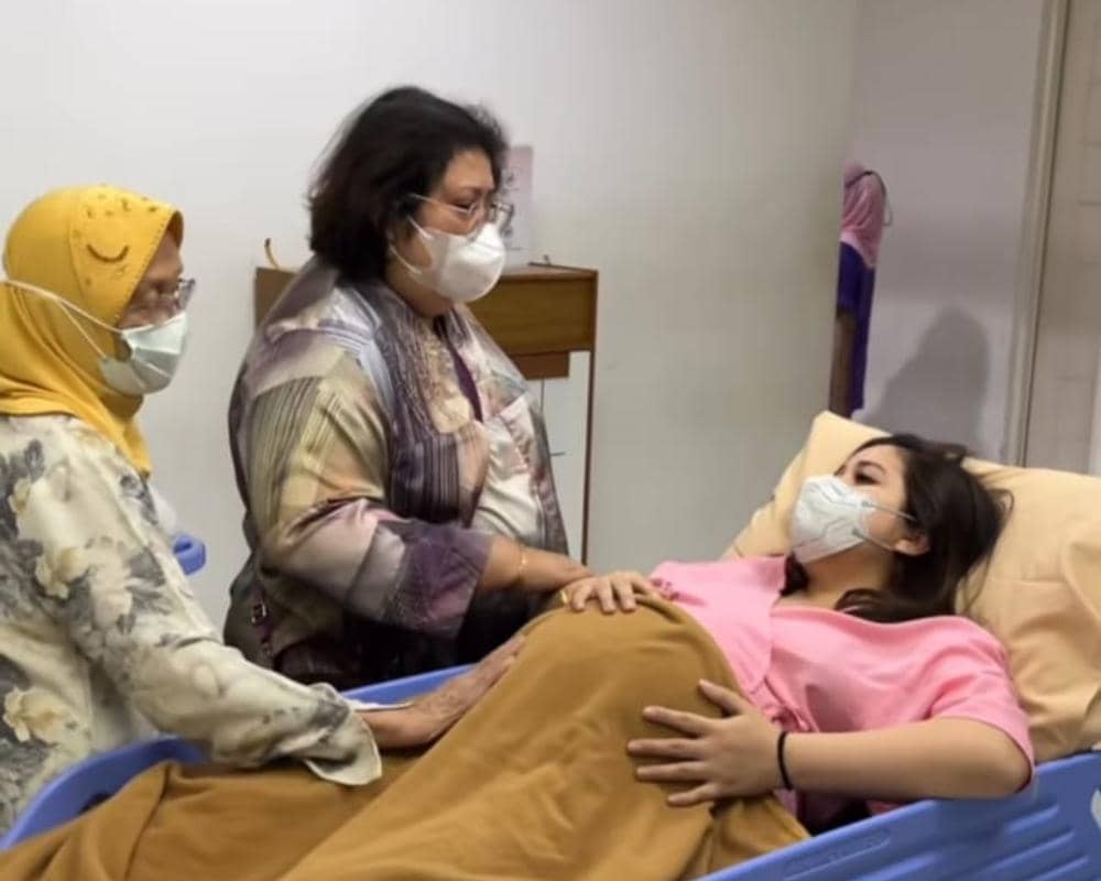 instagram.com/tasyakamila