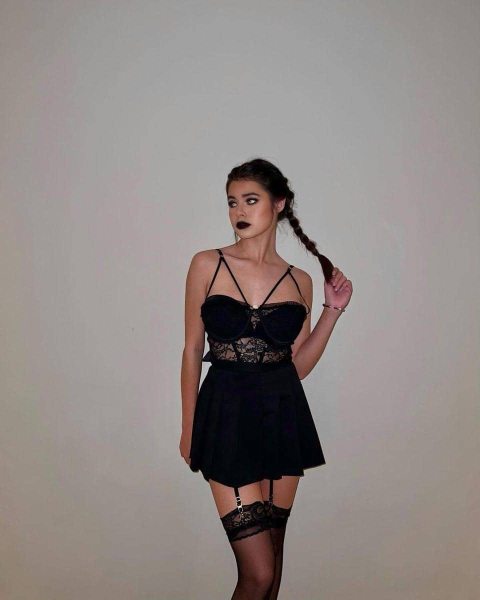 instagram.com/mariatheodoree