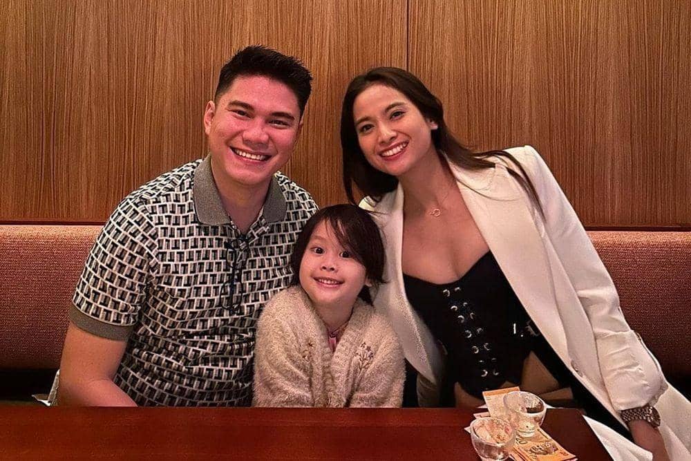 instagram.com/septriasaacha