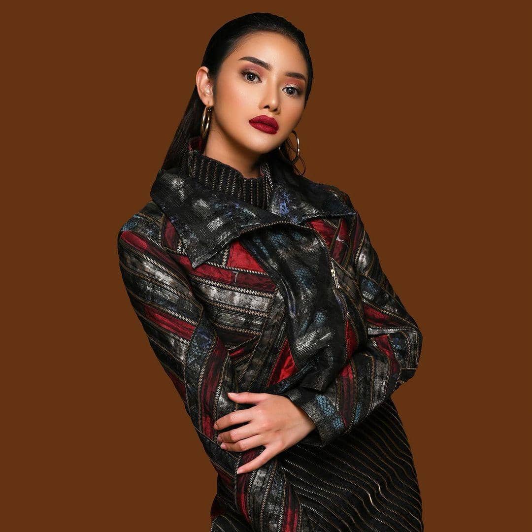 instagram.com/kiranadevina