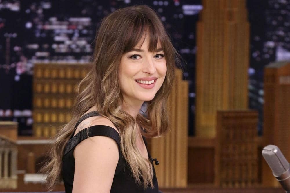 harpersbazaar.com/NBC GETTY IMAGES