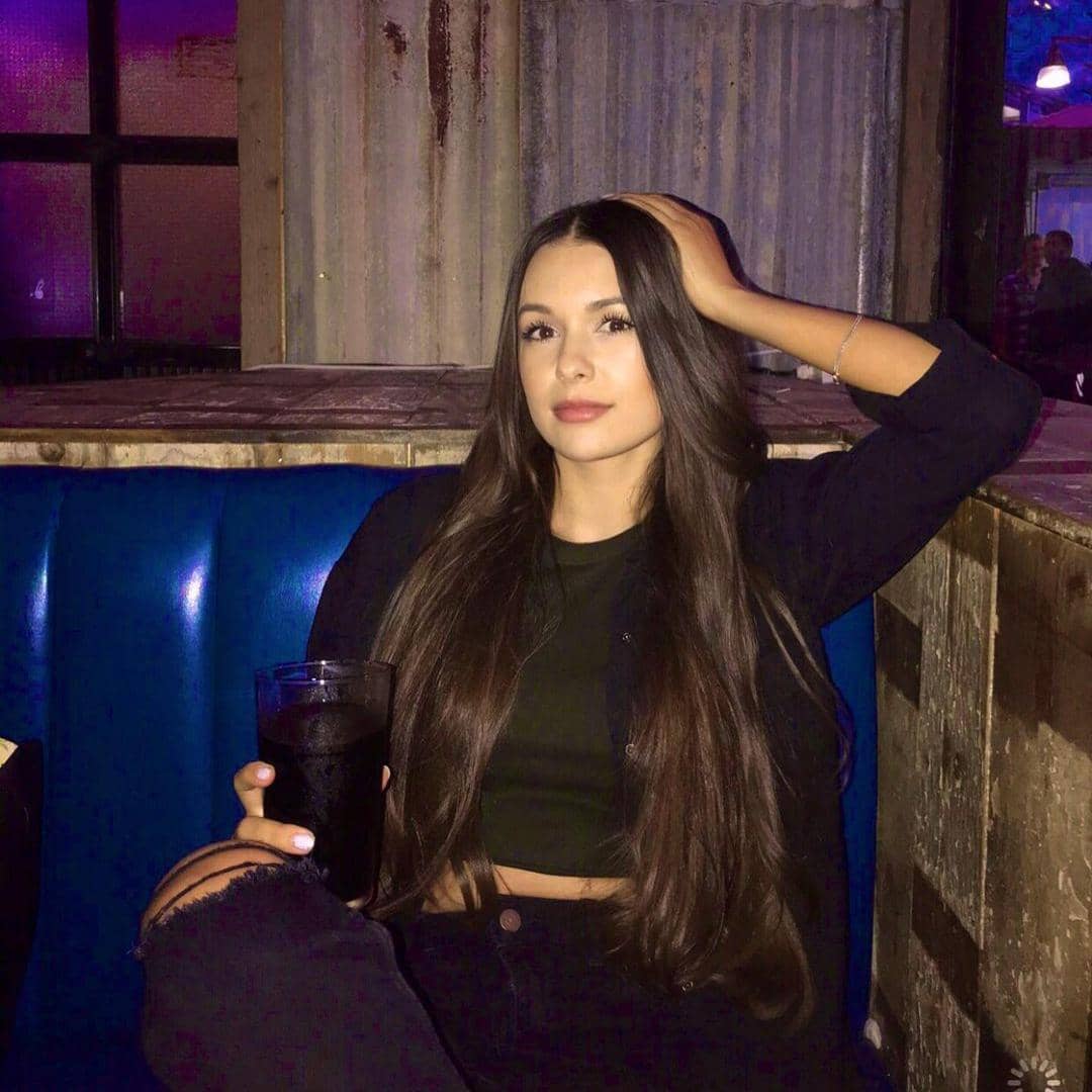 instagram.com/ria.travelwithmeri