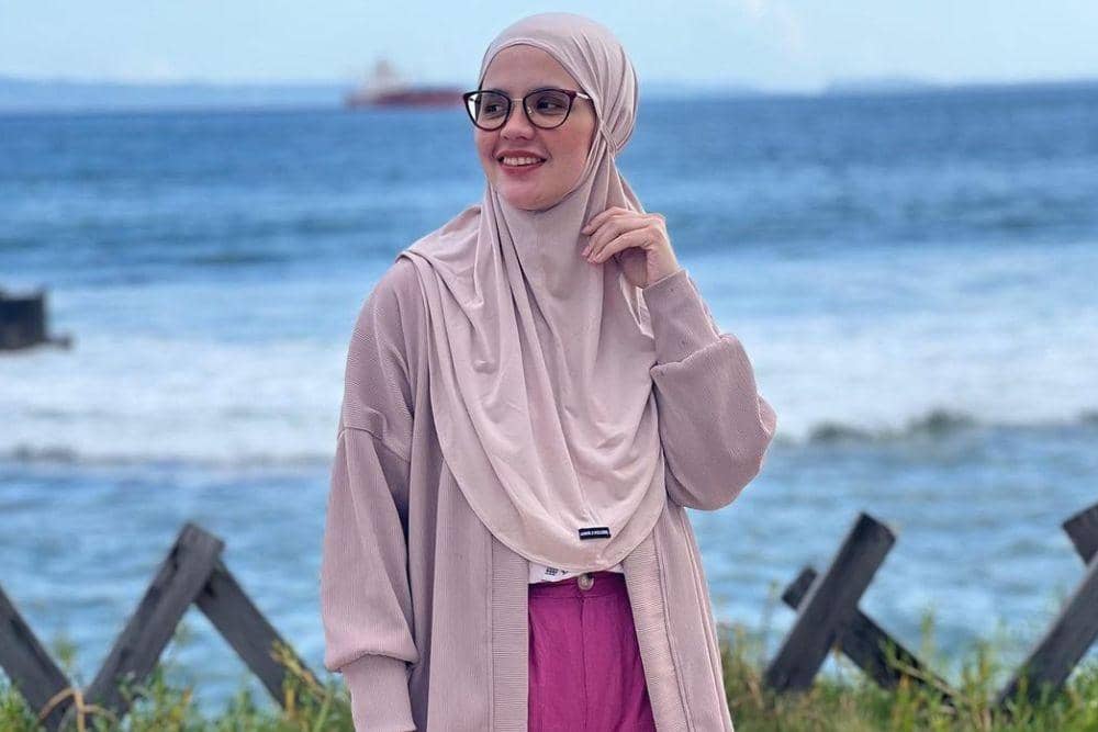 instagram.com/dhila_bekti