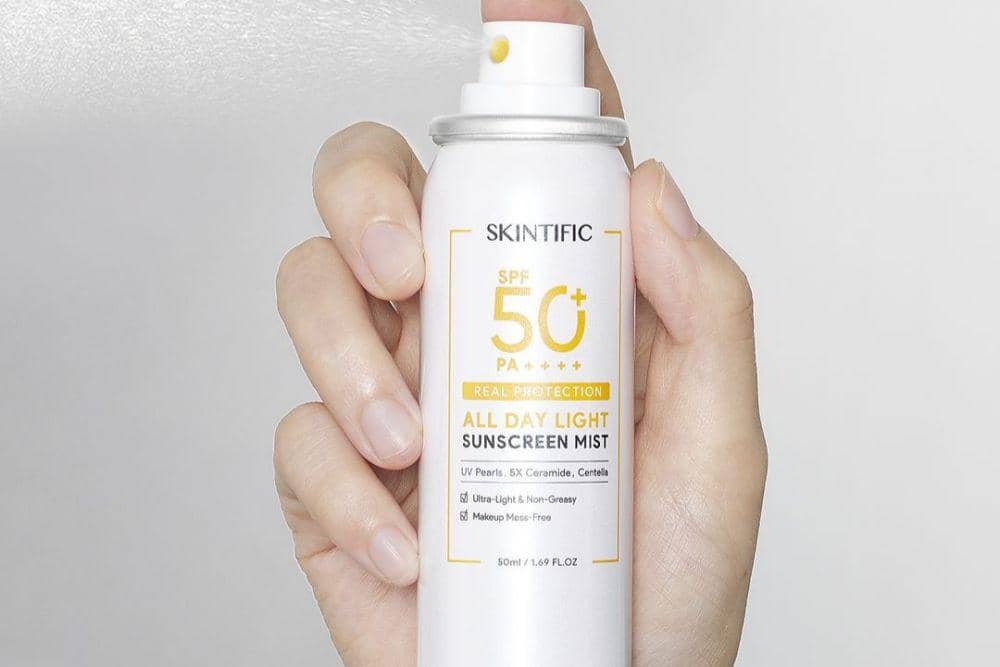 Skintific All Day Light Sunscreen Mist SPF 50+ PA++++ 