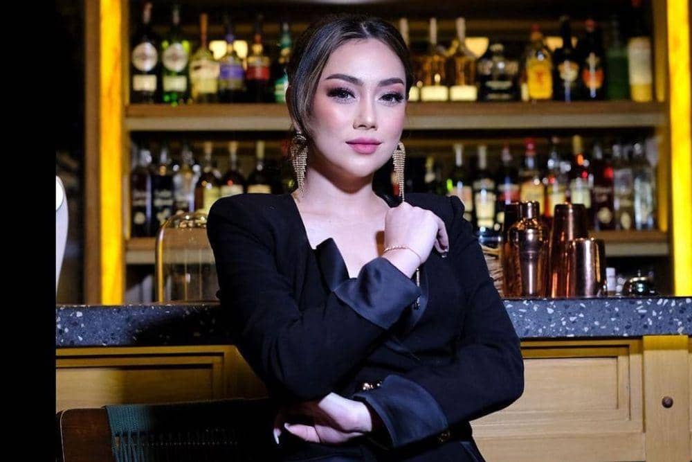 instagram.com/celine_evangelista