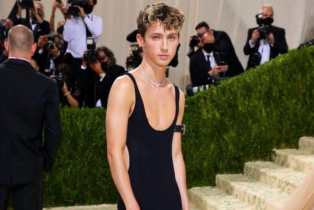 Instagram.com/troyesivan