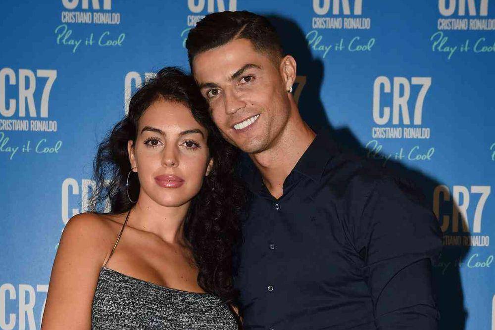 Cristiano Ronaldo & Pacar Menetap di Arab Tanpa Menikah, Ini Faktanya