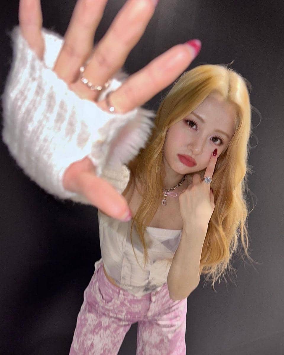 instagram.com/jenaissante