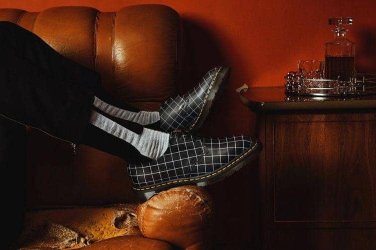 instagram.com/undercover_lab