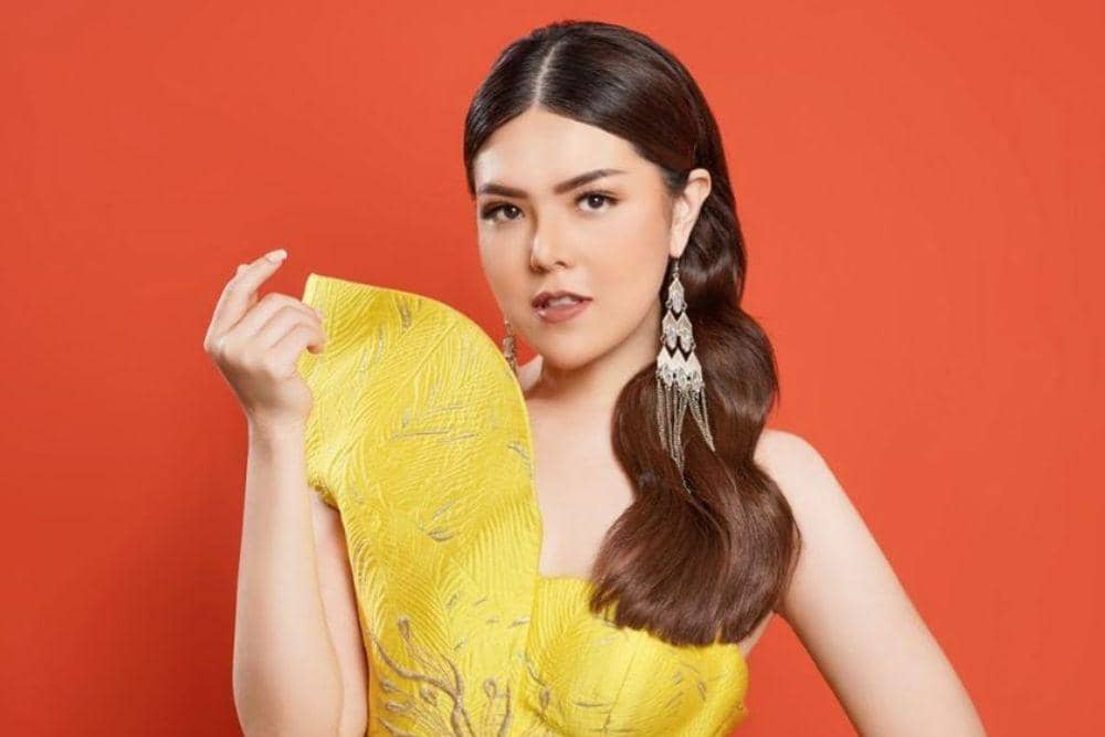 instagram.com/tinatoon101