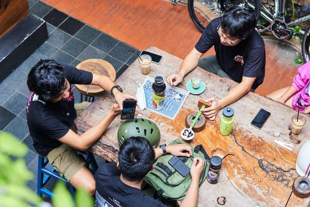 instagram.com/giyanticoffee