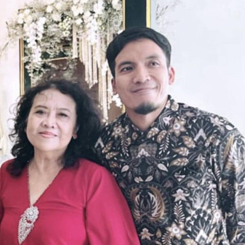 instagram.com/desta80s