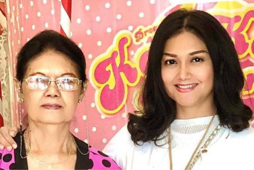 instagram.com/bellasaphiraofficial