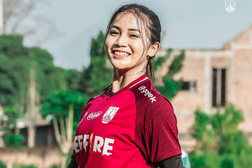 instagram.com/shafiraikaputri13