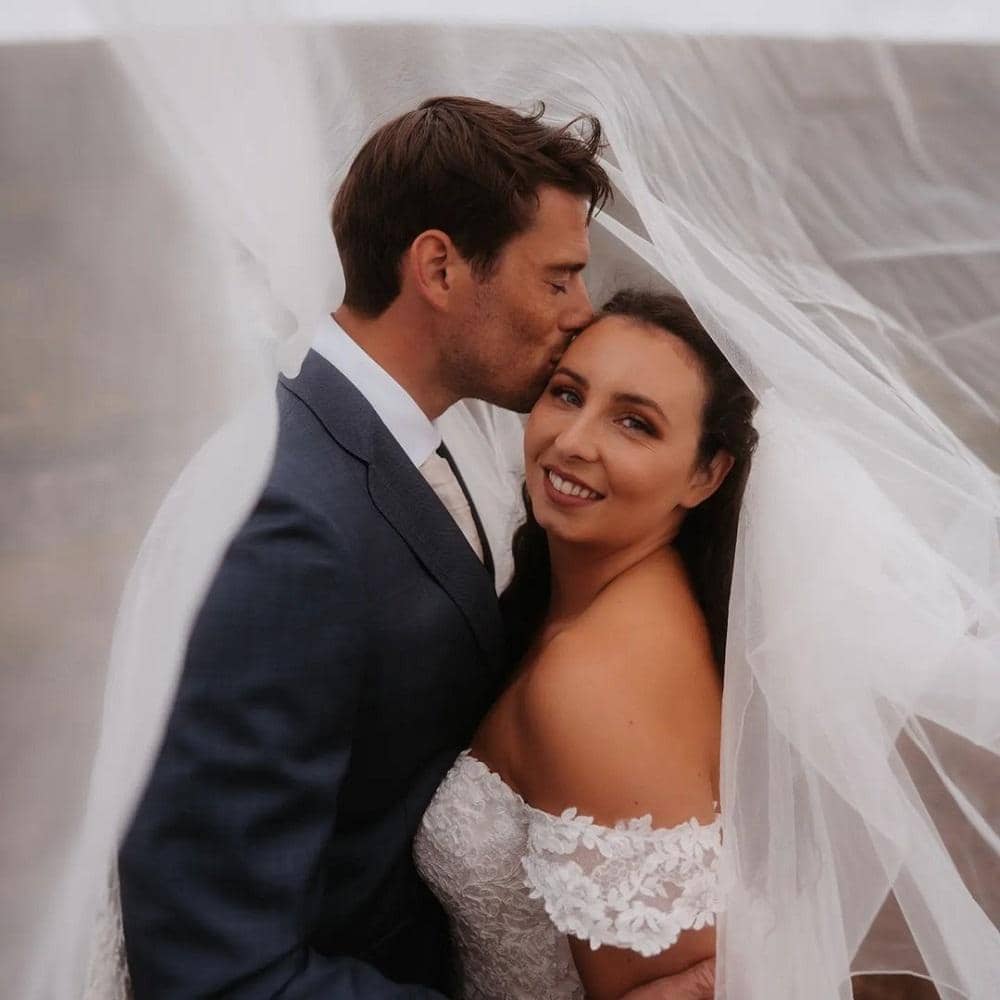 instagram.com/hazelmcbrideauthor