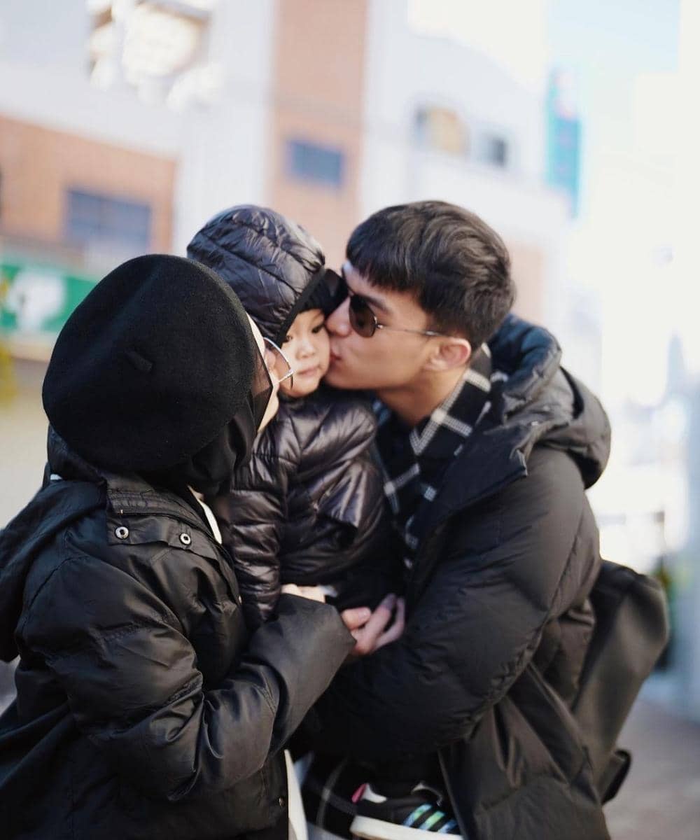 instagram.com/rey_mbayang