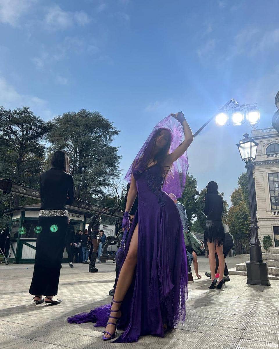 instagram.com/emrata