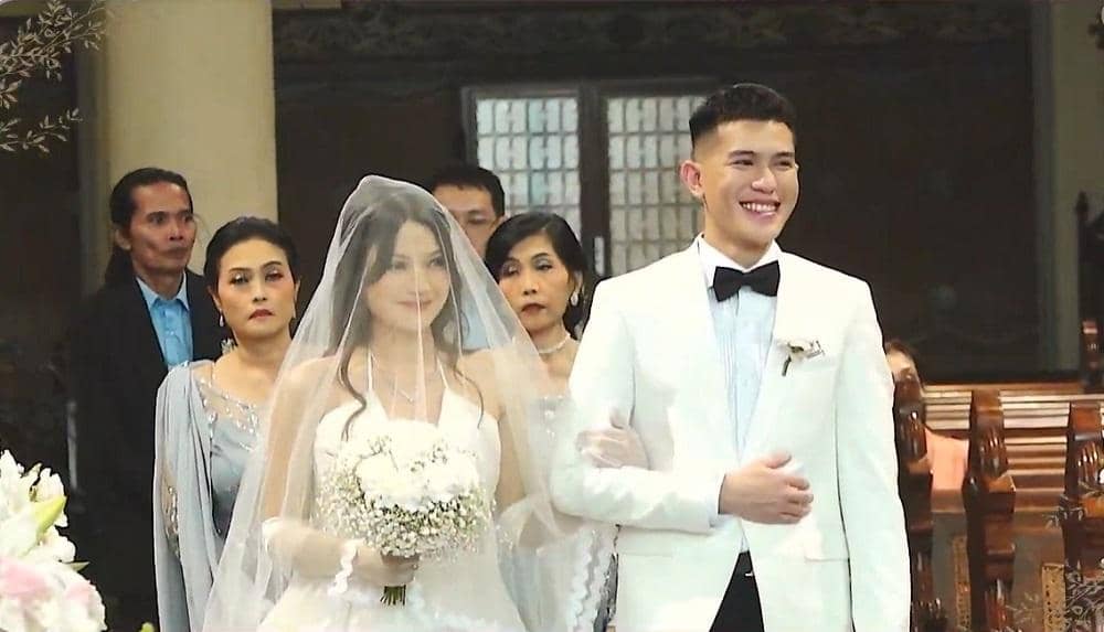 youtube.com/Julian & Maria