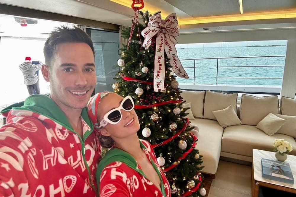 instagram.com/parishilton