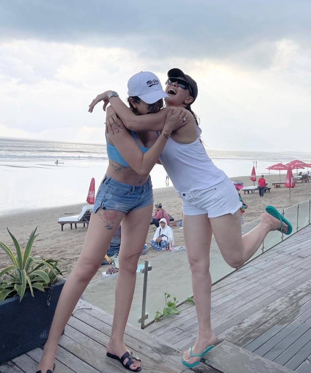 instagram.com/fitri_salhuteru