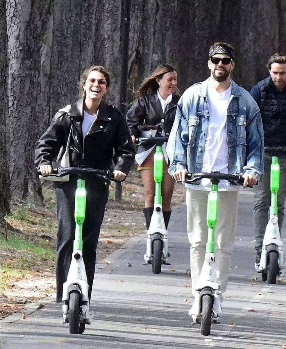 twitter.com/ItsAWagWagWorld