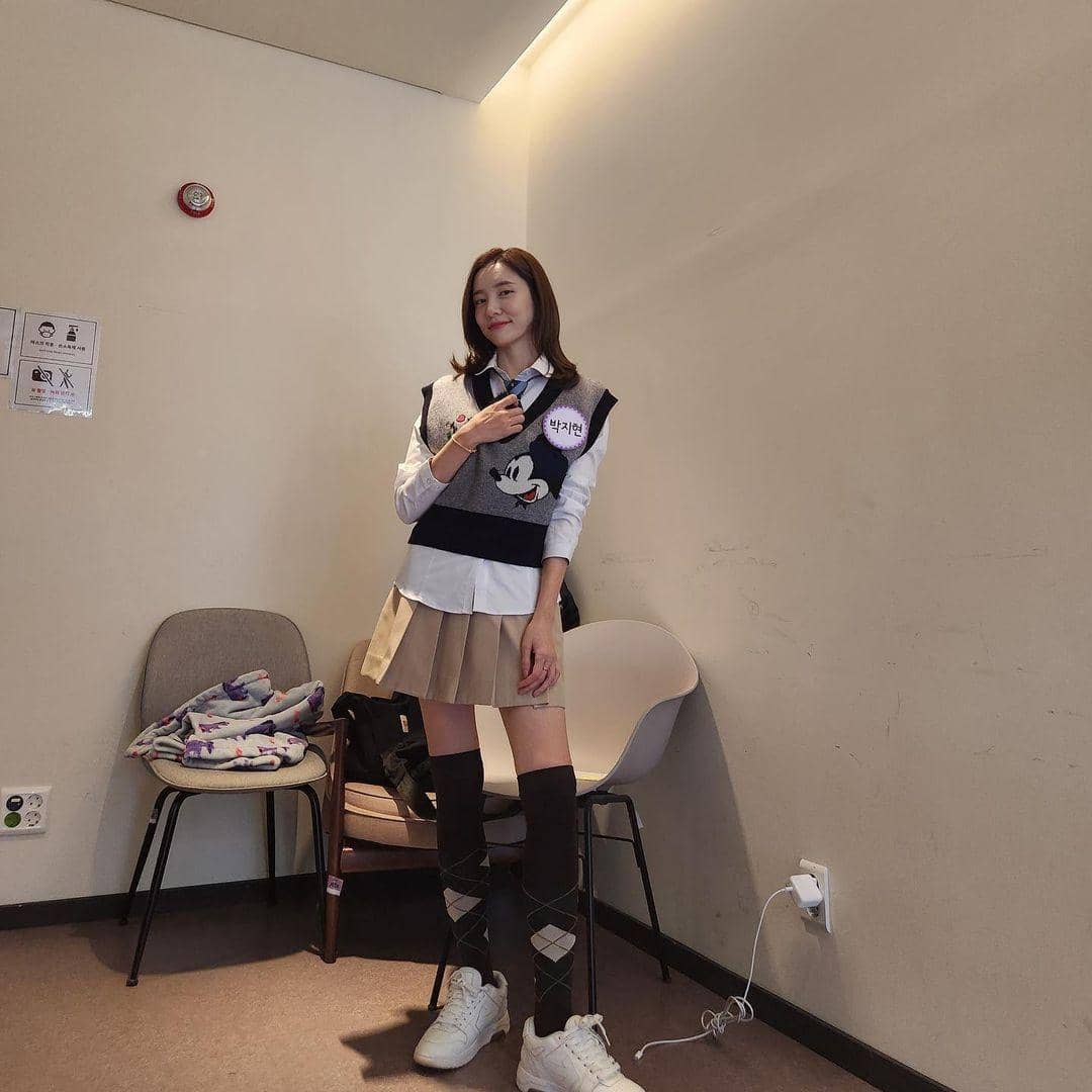 instagram.com/voyavivirel