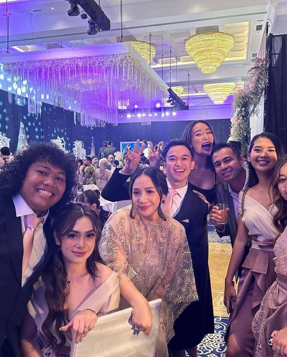 instagram.com/anwar_bab