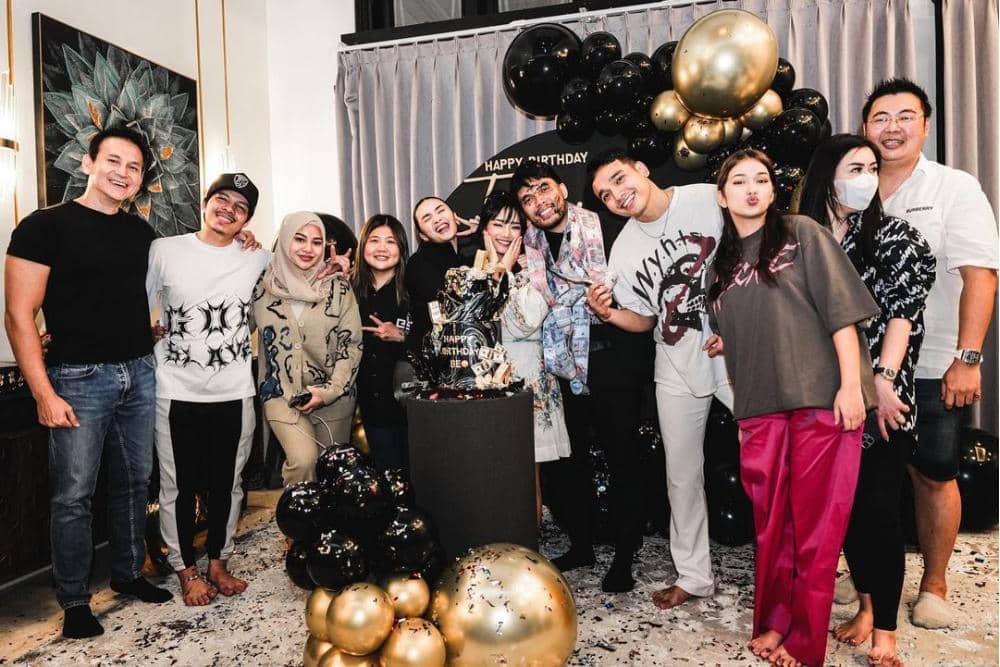 instagram.com/attahalilintar