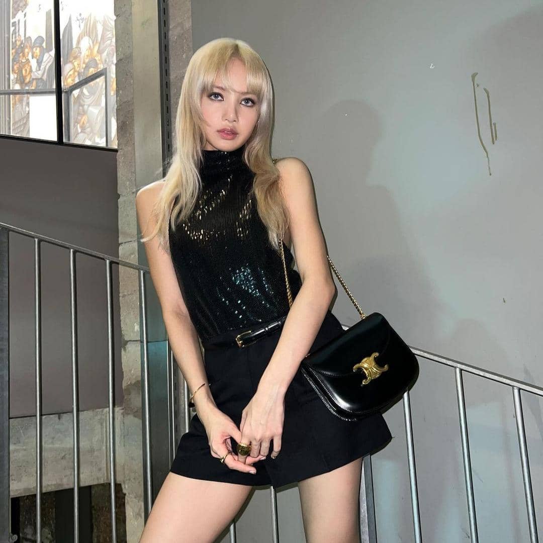 instagram.com/lalalalisa_m