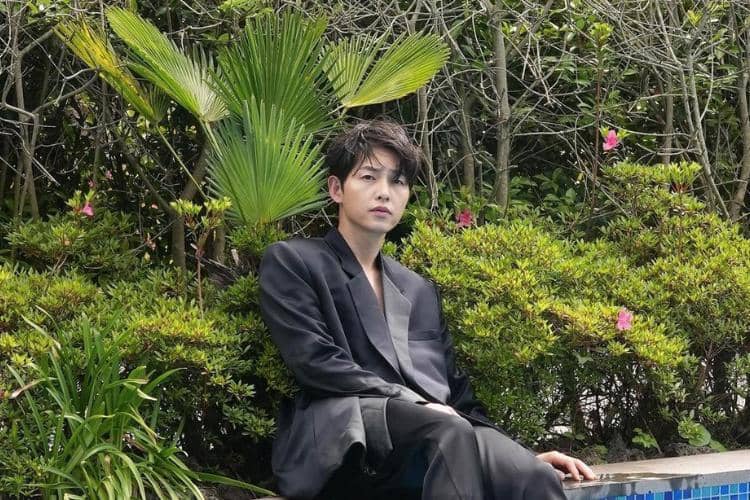 instagram.com/hi_songjoongki