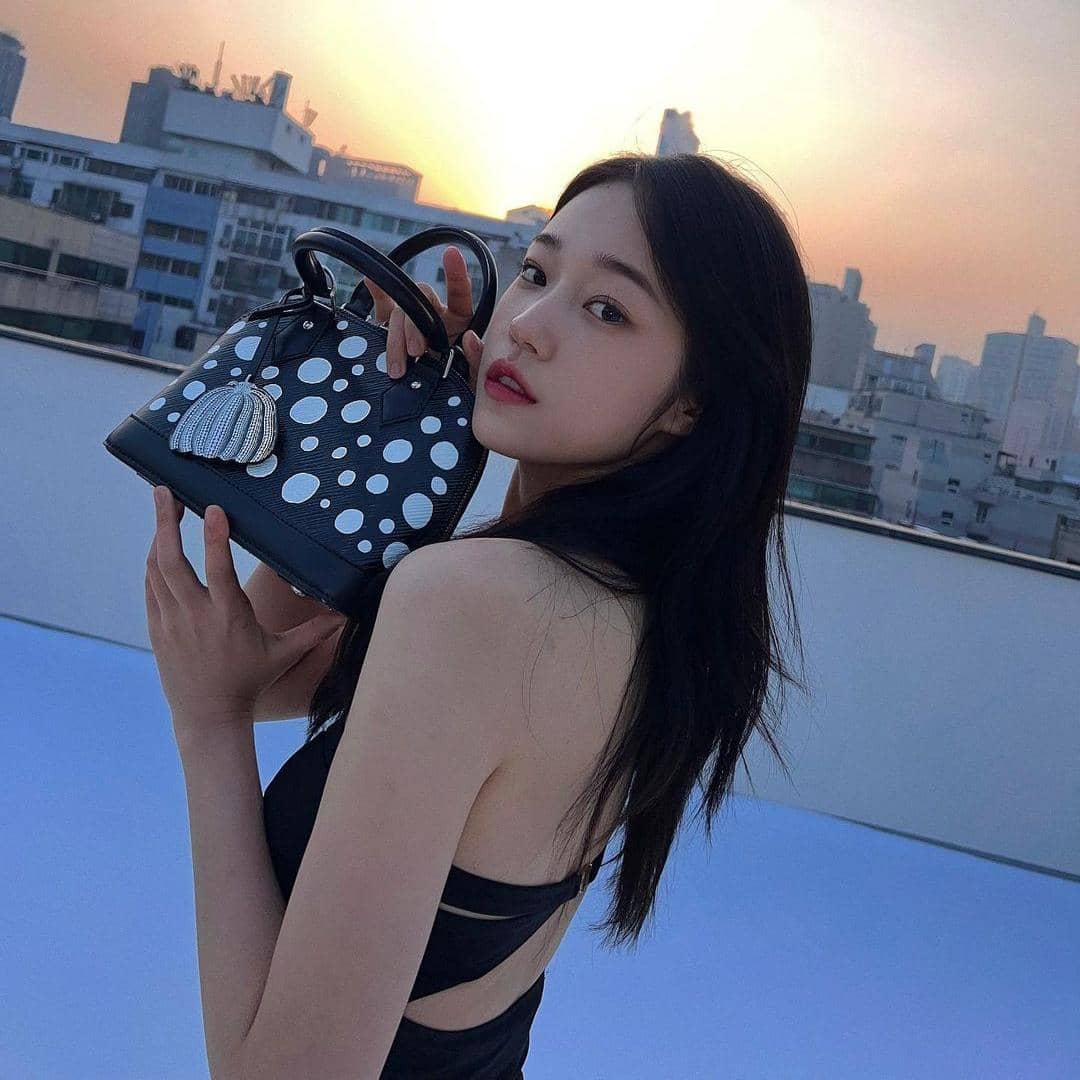 instagram.com/rohyoonseo