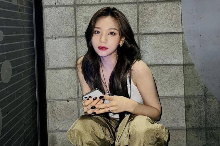 instagram.com/ummmmm_j.i