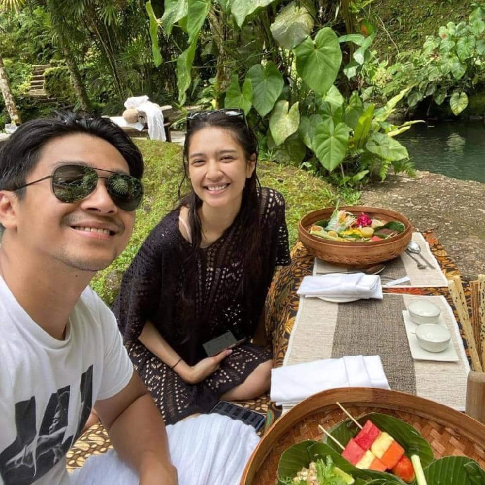 instagram.com/mikhatambayong