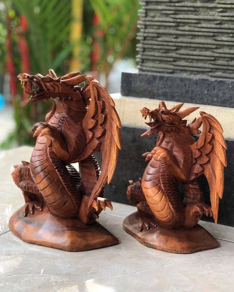 instagram.com/metri_woodcarver