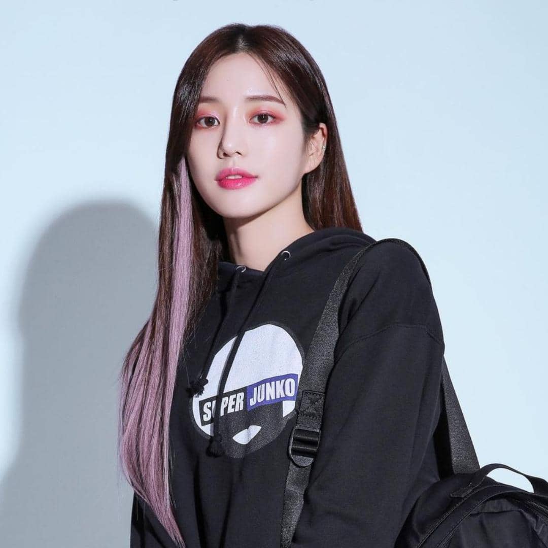 instagram.com/yubi_190