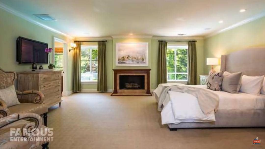 YouTube/Famous Entertainment